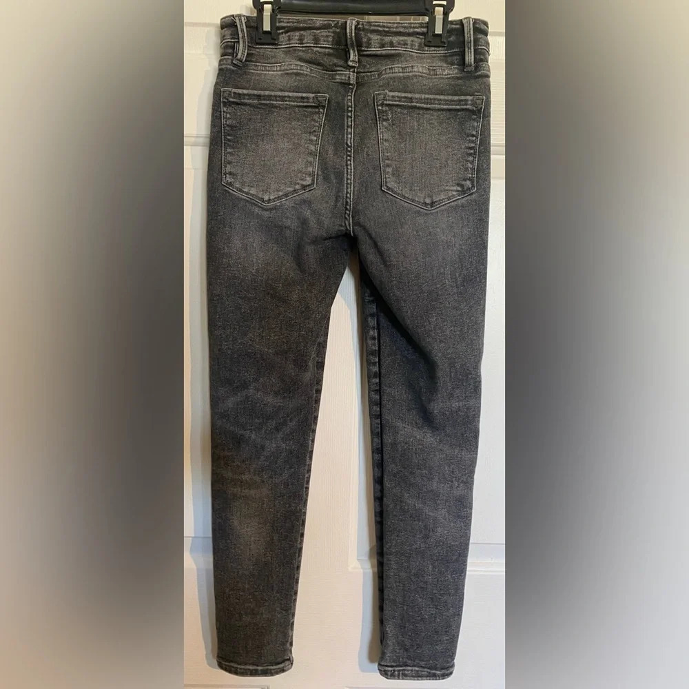 FRAME Le One Skinny Mid-Rise Skinny Jeans In Dark Gray Wash Size 1 Cropped - Picture 4 of 8